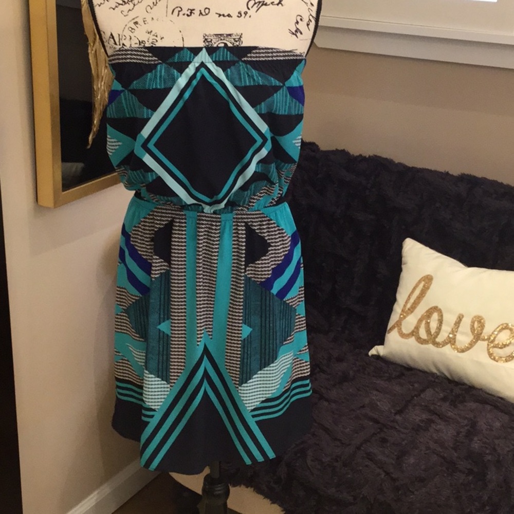 💚💚Express Strapless Dress💚💚